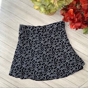 LIKE NEW! White Fawn mini skirt